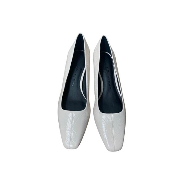 NWOB Katy Perry Off White Low Heel Pump Sz 10 - Picture 1 of 2